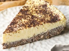 Sernik keto, który udaje się za każdym razem. Smakuje jak świąteczna klasyka