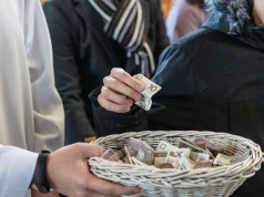 Były minister przeanalizował finanse kurii. Na zlecenie nowego arcybiskupa