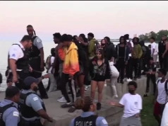 Chicago wciąż walczy z problemem „teen takeovers”. Trwa spór o sposób reakcji władz
