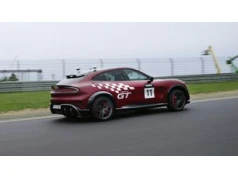Xiaomi YU7 GT przejechało Nürburgring bez kierowcy. Wynik daleki od rekordów