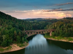 Pierwsza taka sytuacja od 50 lat. Polskie jezioro znika w oczach, ruszył odłów ryb