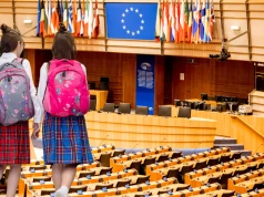 UE na wojnie z wykorzystywaniem seksualnym dzieci. Przełomowe porozumienie
