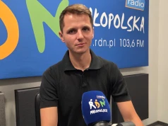 Jak dbać o kwiaty w lecie? 'Wysokie temperatury i gwałtowne burze to największe wyzwania’