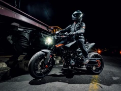 KTM 790 Duke 2027 – ostrzejszy, wygodniejszy i bardziej elektroniczny