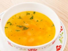 Babcia robiła tę zupę, gdy bolał brzuch. Działała jak balsam dla żołądka i jelit