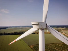 Klimatyczny paradoks Polski. Sceptycyzm wobec celów, wiara w korzyści
