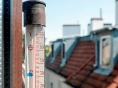 Młodym ludziom upały nie są straszne? To mit. Lekarka: Organizm może przeżywać szok