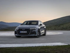 Flagowe technologie w kompakcie? Nowe Audi A3 wjedzie do ciasnego garażu, gdy ty stoisz obok ze smartfonem