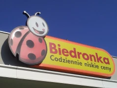 Nowa oferta w Biedronce. "2+1 gratis" to dopiero początek, jest też kawa i słodycze za grosze