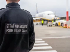 Leciał do Londynu z „niespodzianką” w skarpecie. Zamiast do Anglii, trafił do prokuratury