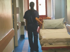 Państwo nie wie, ilu ma lekarzy milionerów. "Skacze od kilkuset do 10 tysięcy"