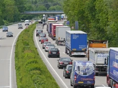 Niemcy: Polska ciężarówka stanęła w płomieniach. Kierowca zapobiegł dramatowi