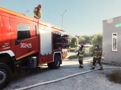 Pożar w centrum miasta. Być może przyczyną było zaprószenie ognia