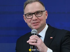 Andrzej Duda odwiedził warsztat samochodowy w Krakowie. Firma zaczęła się tłumaczyć