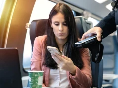 PKP Intercity testuje nowe odprawy pasażerów. Koniec "Bileciki do kontroli!"