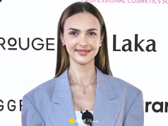Marcela Leszczak chwali się wyrzeźbionym brzuchem. Ma dla fanów prezent
