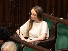 Nowe przepisy o szefie PIP w ustawie o jawności płac. Ministerstwo tłumaczy zmiany