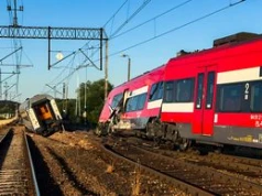 Zderzenie dwóch pociągów pod Białośliwiem. 11 osób poszkodowanych