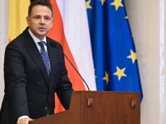 Warszawscy radni podjęli decyzję. Wiadomo, co z wotum dla Trzaskowskiego