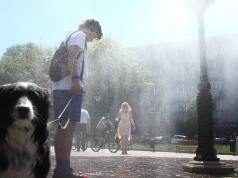 Gorąca masa powietrza napływa z zachodu. Możliwe rekordy pomiarów. "Nie zaleca się otwierania okien"
