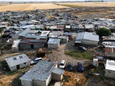 Migranci do pilnego odesłania daleko w świat