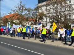 Nauczyciele niezadowoleni z podwyżek. ZNP ostrzega rząd przed strajkiem