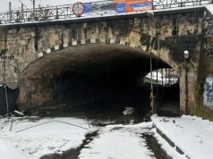 Miasto zabiegało o zachowanie kamienia z wiaduktu w Ligocie. Piaskowiec nadawał się tylko do zmielenia