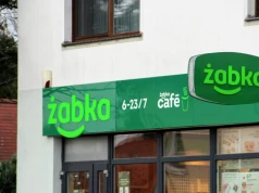Kurs akcji Żabki rośnie w czasie spadków na GPW. Inwestorzy liczą na wakacyjne zyski