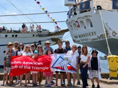 „Dar Młodzieży” zachwycił Polonię w USA. Członkowie Polish-American Club of the Triangle weszli na pokład legendarnego żaglowca