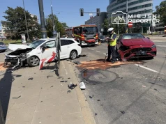 Poważny wypadek na granicy Woli i Śródmieścia. Trzy osoby poszkodowane