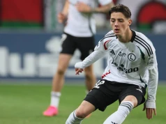 Legia ogłosiła to oficjalnie. Zawodnik odchodzi. Znamy jego kolejny klub