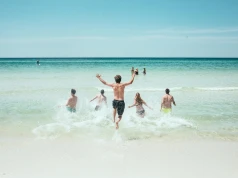Upał na plaży, chłód w kasie. Jak bałtyckie kwatery przeżywają wakacje 2026?