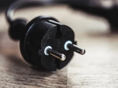 Mieszkańcy tych budynków spędzą poniedziałkowe przedpołudnie bez energii elektrycznej