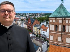 Biskup Przemysław Szulc odprawi mszę prymicyjną w chojnickiej bazylice