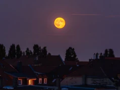 Truskawkowy Księżyc tej nocy. Kolejną taką szansę złapiesz dopiero na emeryturze