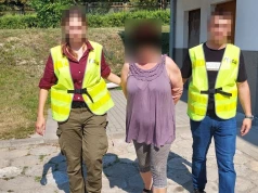 49-latka podejrzana o usiłowanie zabójstwa męża. Zadała cios nożem w klatkę piersiową