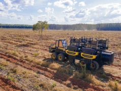 Fiński transformer Ponsse Buffalo Planter, czyli tak się mechanizuje sadzenie lasu