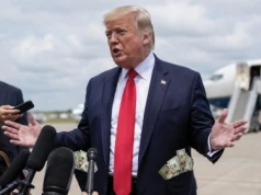 Trump tłumaczy swoje miliardowe zyski