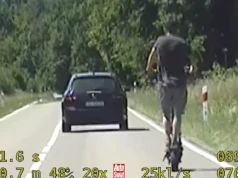 Policjanci zmierzyli prędkość hulajnogi elektrycznej. To było szaleństwo