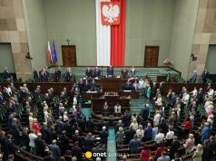 Coraz bliżej zakazu smartfonów w szkołach. Projekt popierają wszystkie kluby w Sejmie