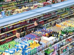 Szykują kraj na kryzys. Od 1 lipca sklepy spożywcze muszą przyjmować gotówkę