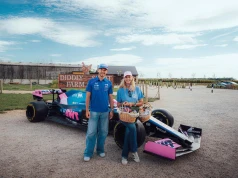 Jeremy Clarkson karmi zespół Alpine F1. Diddly Squat Farm wchodzi na Grand Prix Wielkiej Brytanii