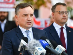 Węgry cofnęły status uchodźcy Romanowskiemu i Ziobrze oraz unieważniły ich dokumenty podróży