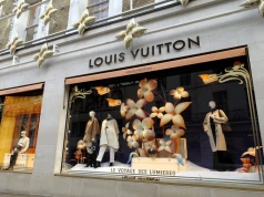 Ruszył oficjalny polski e-sklep Louis Vuitton. Wielki krok giganta mody