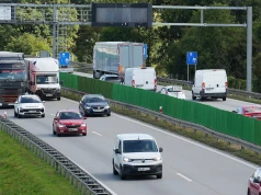 Unia już nie gani Polski za samochody. Jest coś gorszego niż spaliny z rur