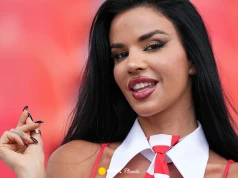 Nie rozpaczała po porażce. "Miss mundialu" znów skradła show