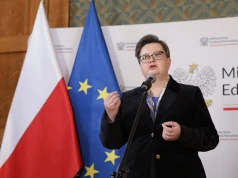 MEN o nowych zasadach prac domowych. Nauczycielom nie przybędzie obowiązków