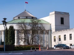 Takiej partii nie ma, ale zadebiutowała w sondażu. „Każda nowa marka musi walczyć”