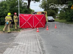 Rowerzysta zasłabł i przewrócił się na chodnik. Mężczyzna był reanimowany