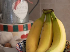 To najlepsze miejsce do przechowywania bananów. Są świeże o wiele dłużej